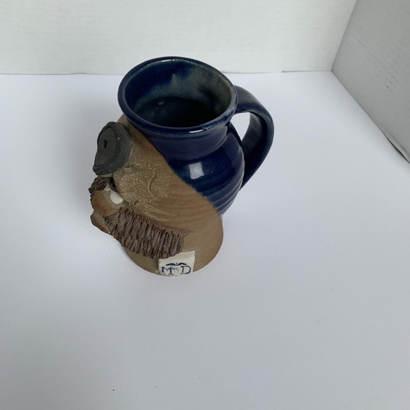 Funny Face Pottery Mug - Picture 5 of 9